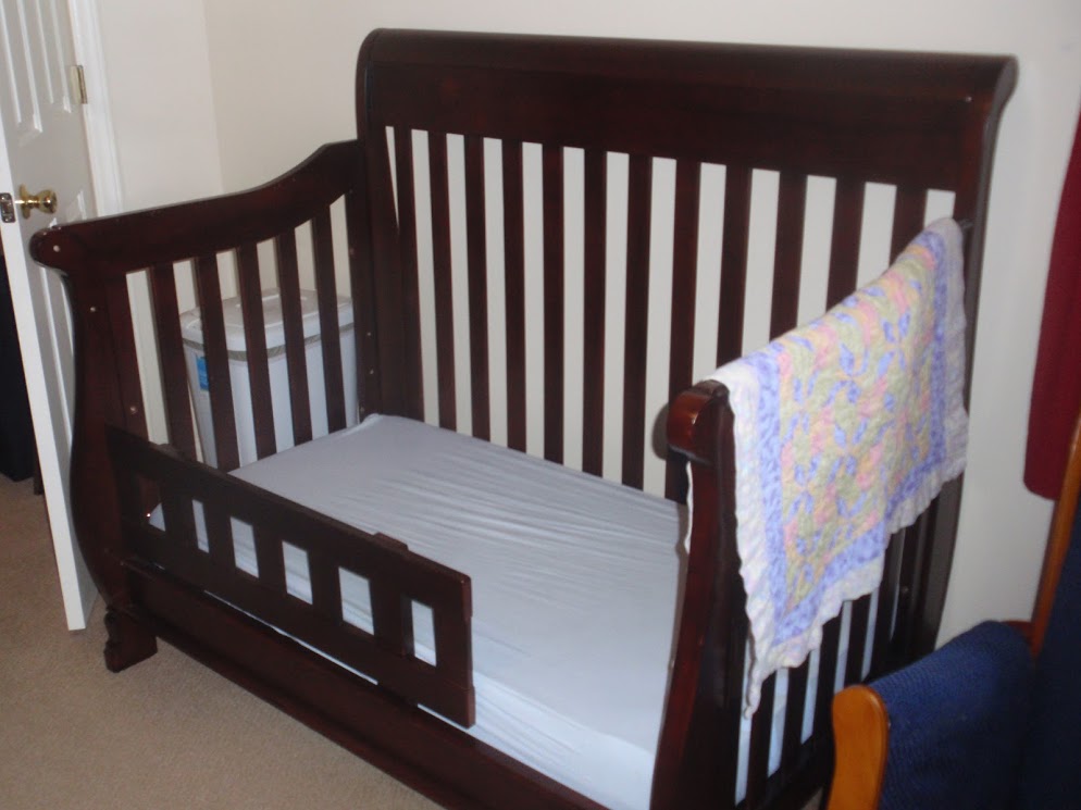 Toddler bed
